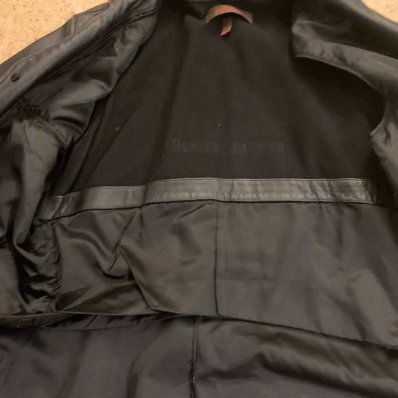 Mens leather winter jacket; zip out liner - Picture 6 of 11